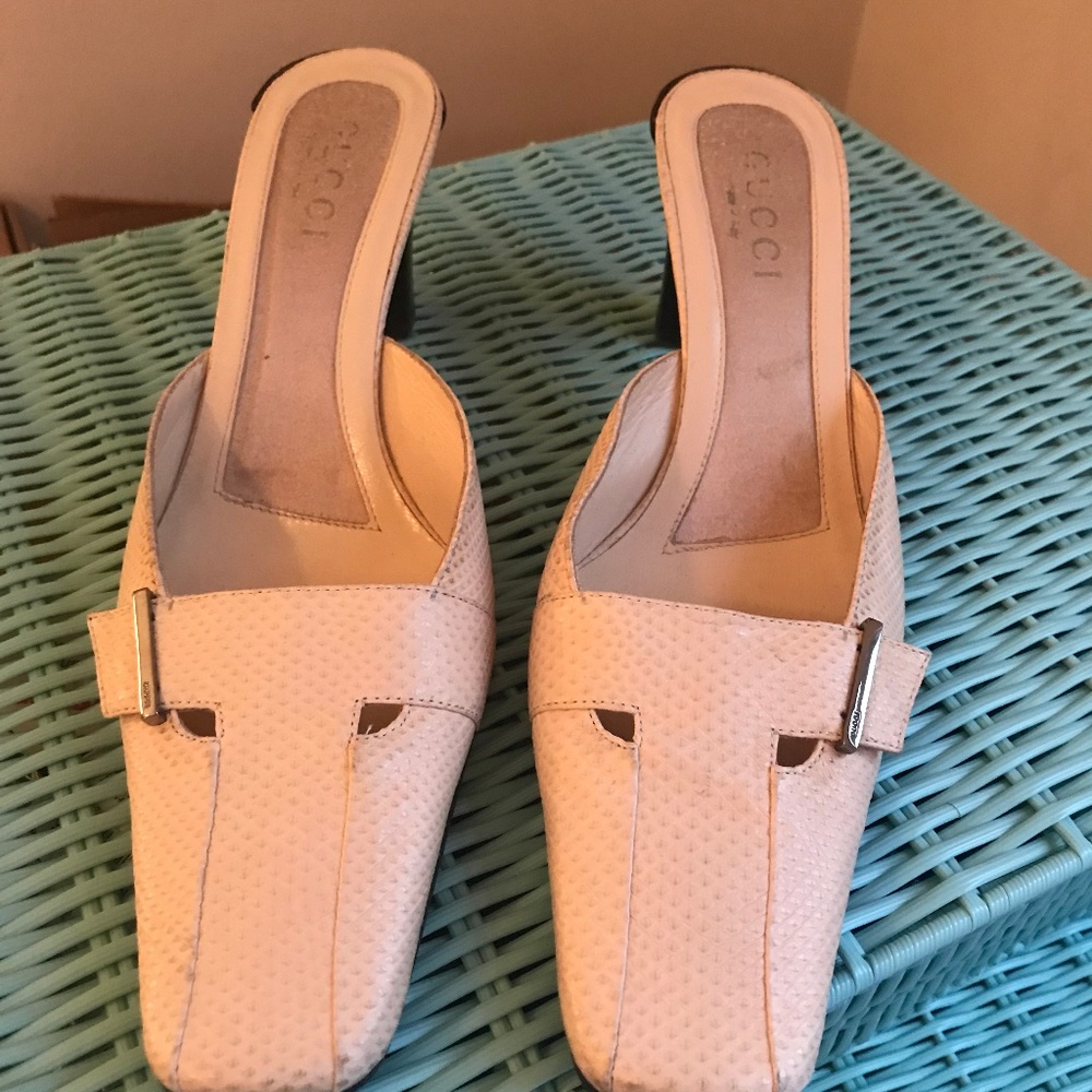 RARE vintage Gucci Kitten Heels